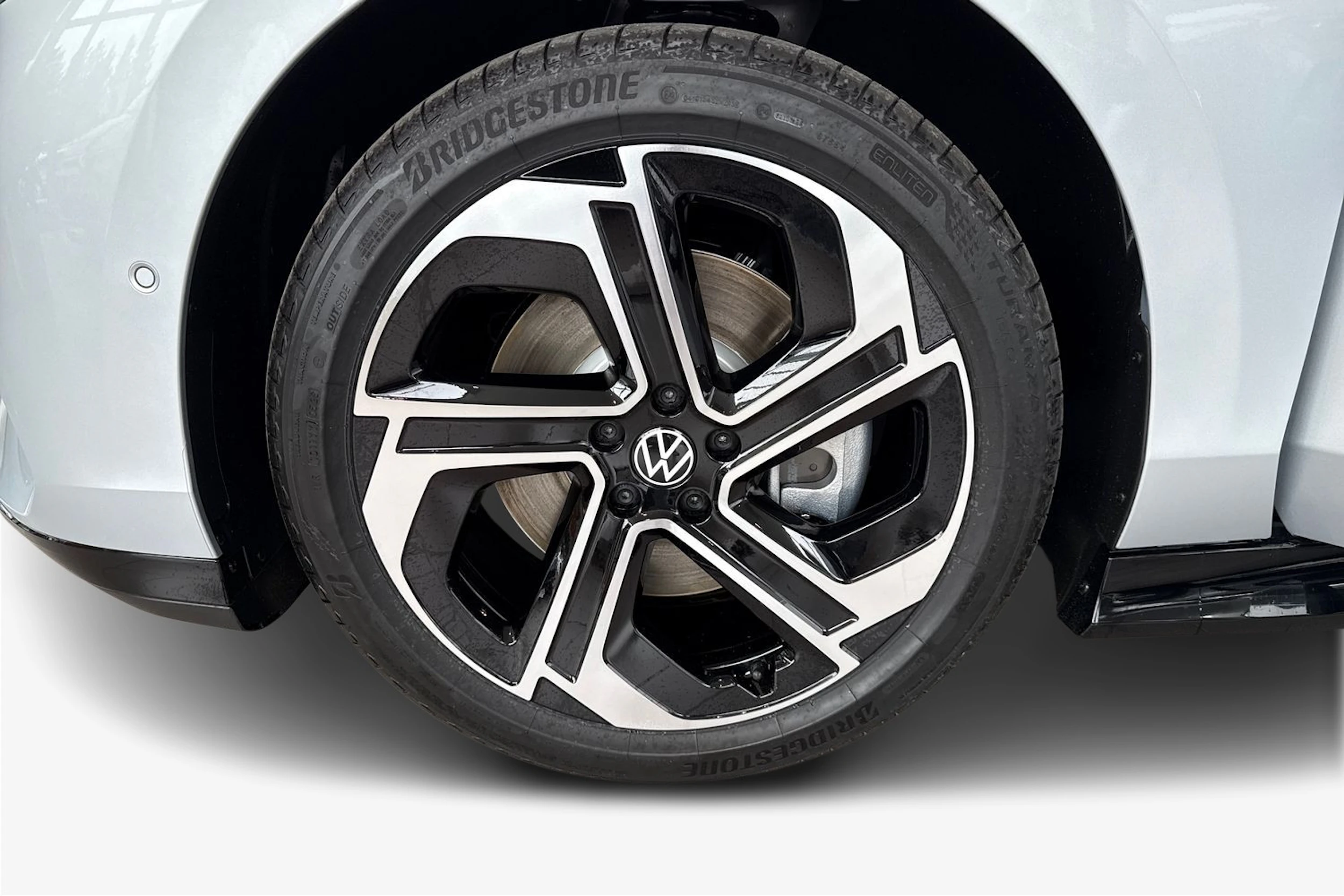 harmaa Volkswagen ID.7 2027 kuva 9.