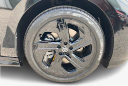 musta Volkswagen ID.7 2027 kuva 9.