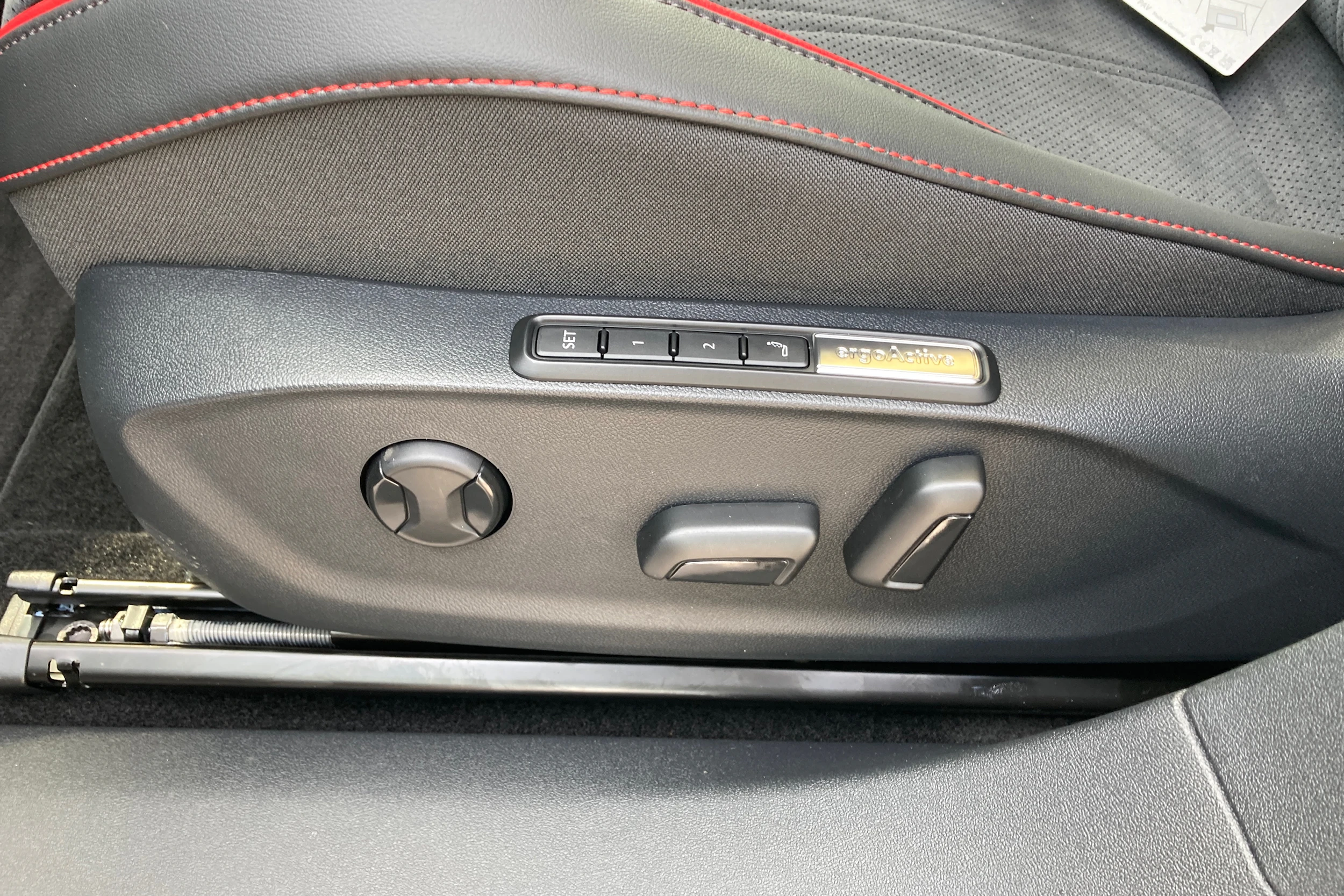 musta Volkswagen ID.7 2027 kuva 12.