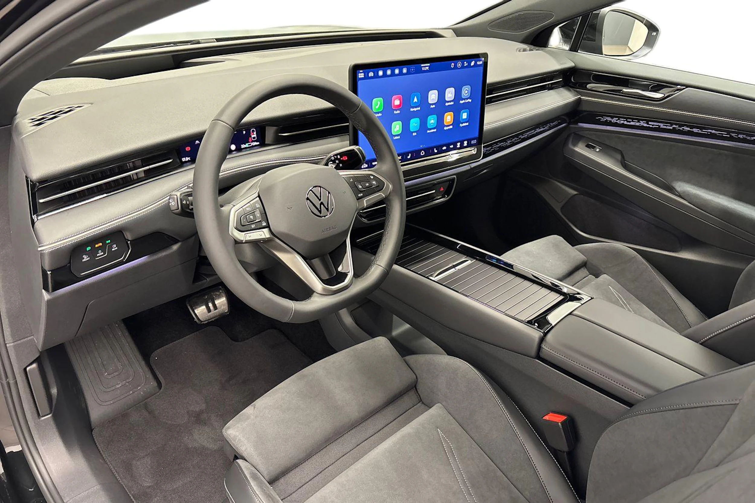 met. musta Volkswagen ID.7 2026 kuva 6.