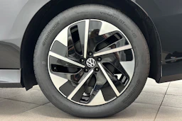 met. musta Volkswagen ID.7 2026 kuva 10.