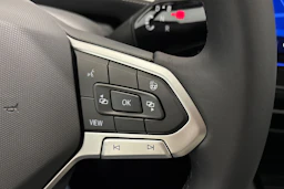 met. musta Volkswagen ID.7 2026 kuva 15.