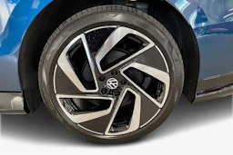sininen Volkswagen ID.7 2027 kuva 9.