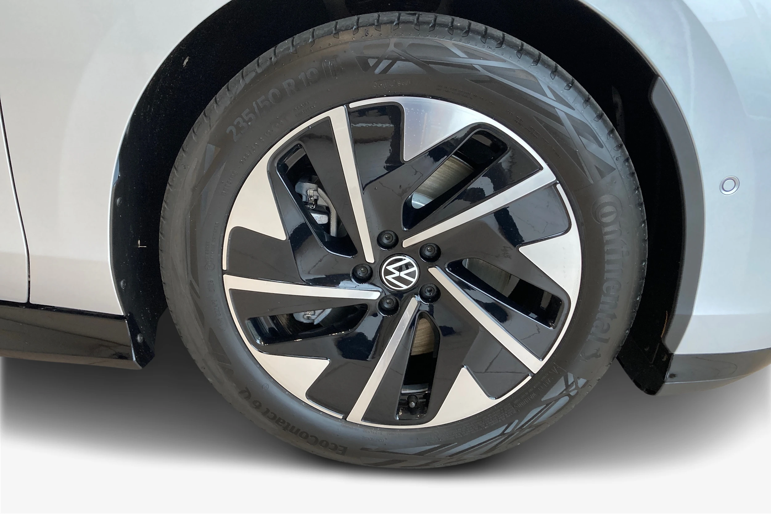 harmaa Volkswagen ID.7 2027 kuva 9.