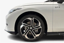 met. valkoinen Volkswagen ID.7 2027 kuva 9.