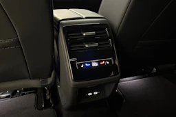 met. valkoinen Volkswagen ID.7 2027 kuva 17.