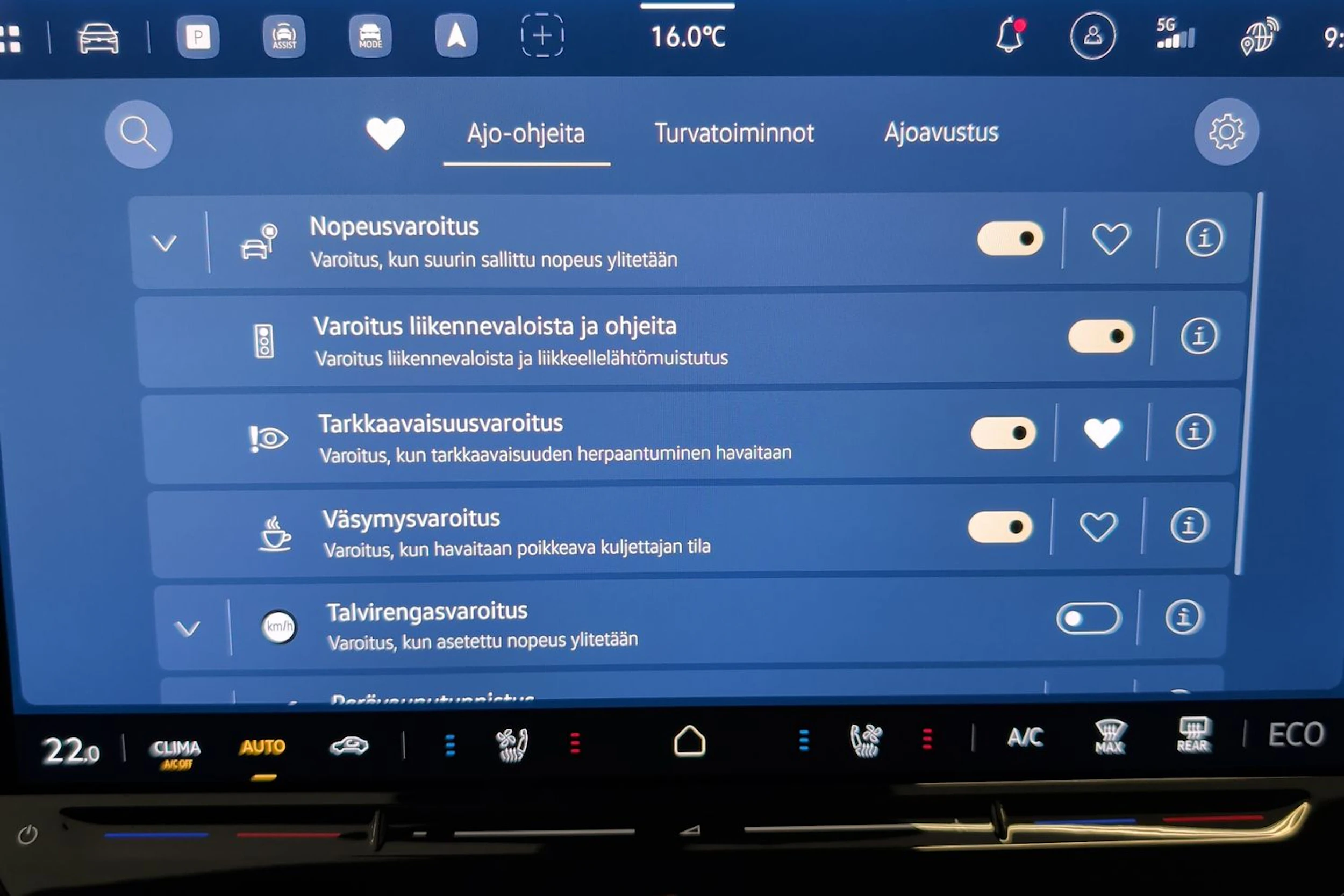 harmaa Volkswagen ID.7 2027 kuva 17.