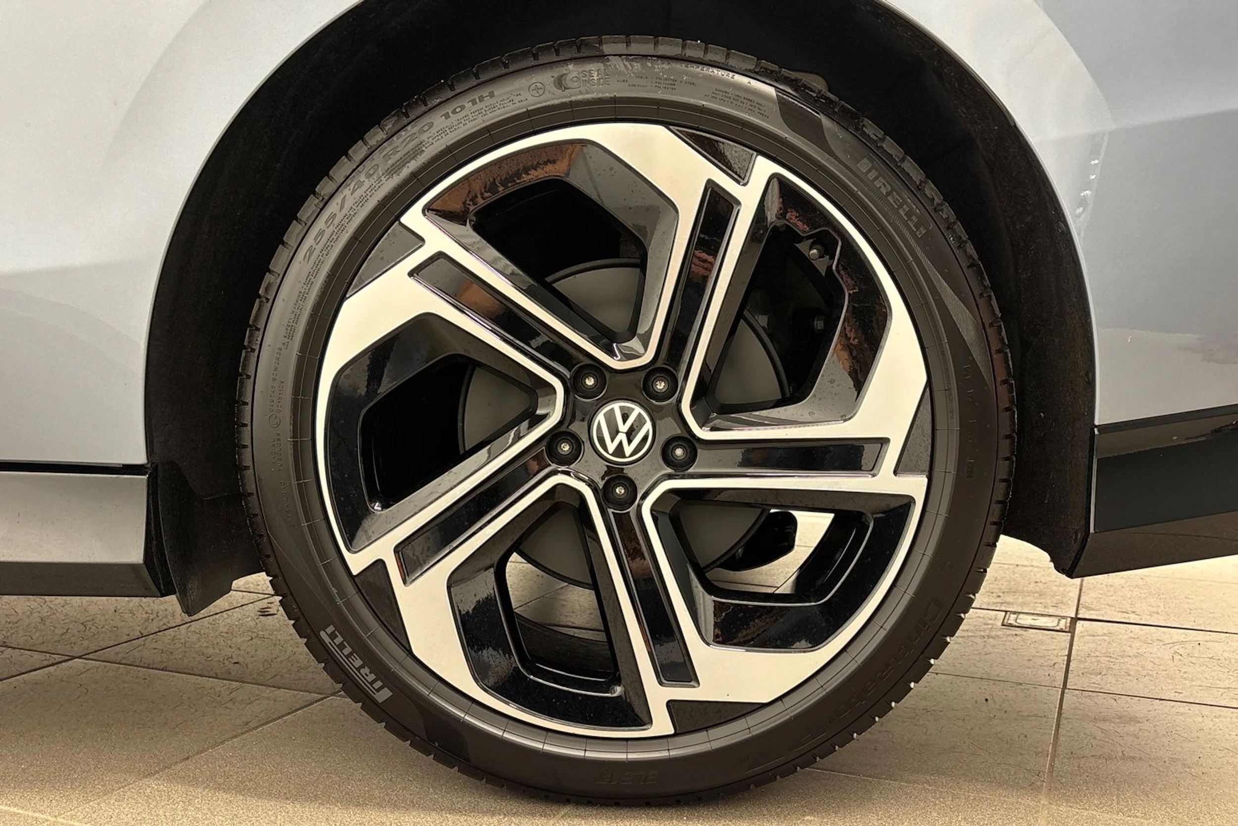 met. sininen Volkswagen ID.7 2027 kuva 10.
