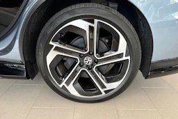 sininen Volkswagen ID.7 2027 kuva 10.