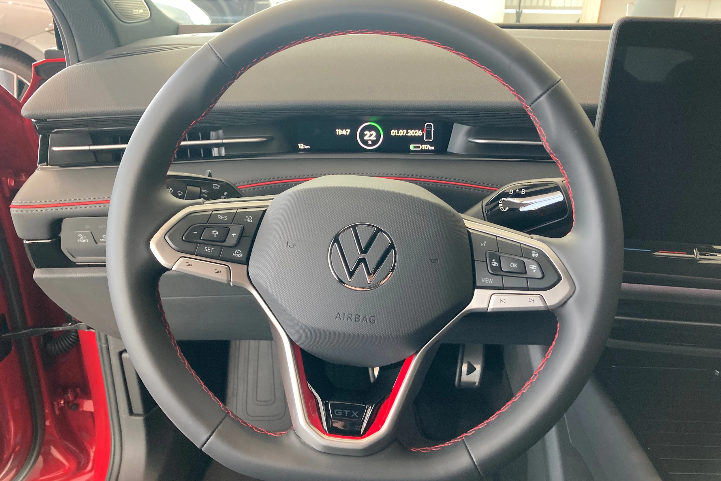 punainen Volkswagen ID.7 2027 kuva 14.