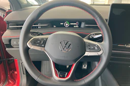 punainen Volkswagen ID.7 2027 kuva 14.