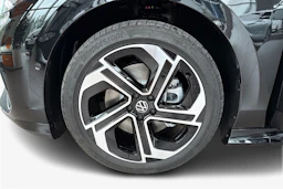 musta Volkswagen ID.7 2027 kuva 9.