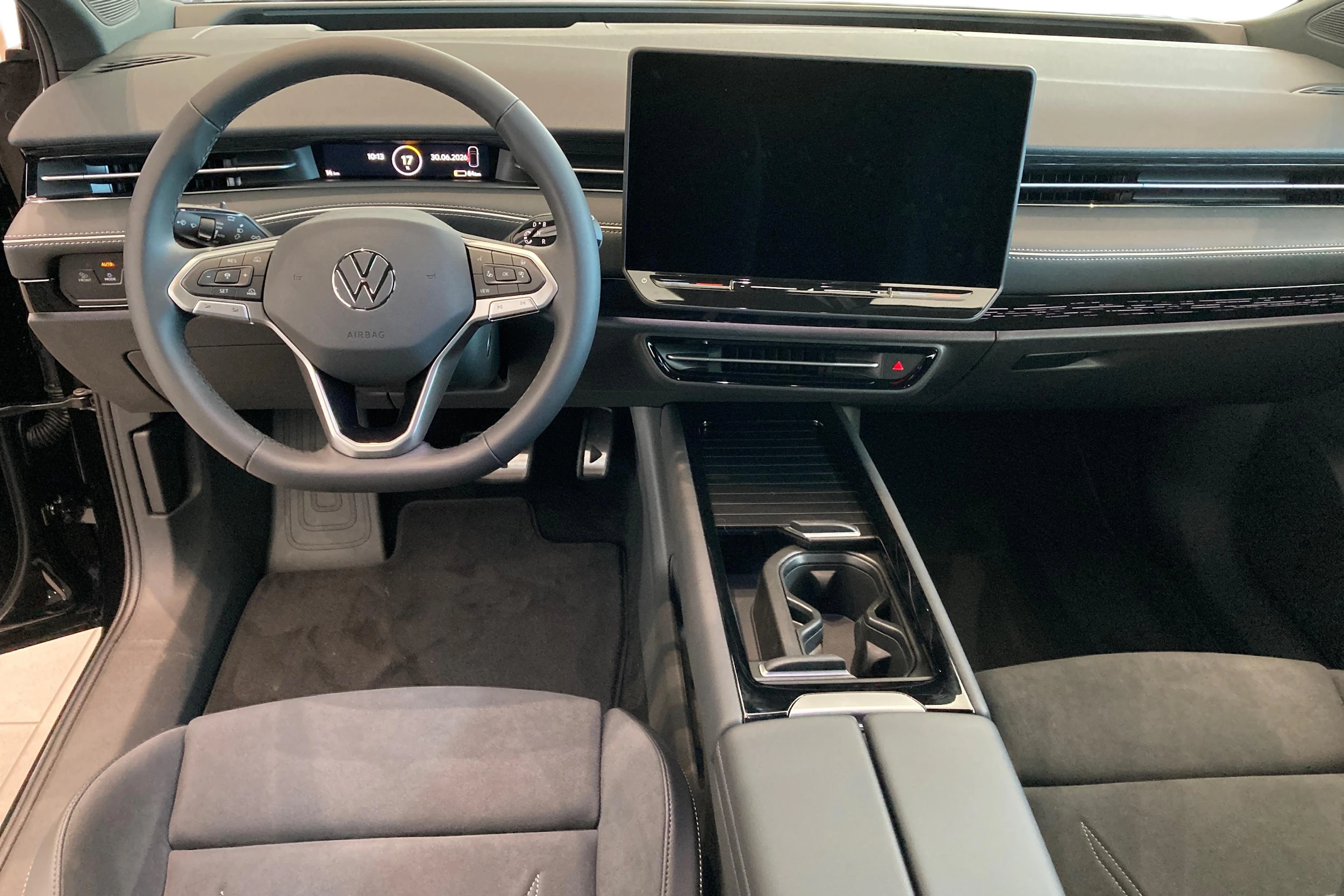 musta Volkswagen ID.7 2027 kuva 7.