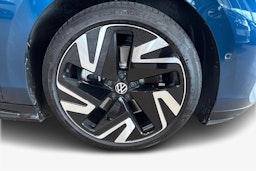 Sininen Volkswagen ID.7 Tourer 2025 kuva 9.