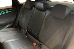 Sininen Volkswagen ID.7 Tourer 2025 kuva 8.