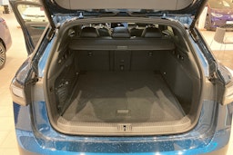 Sininen Volkswagen ID.7 Tourer 2025 kuva 18.