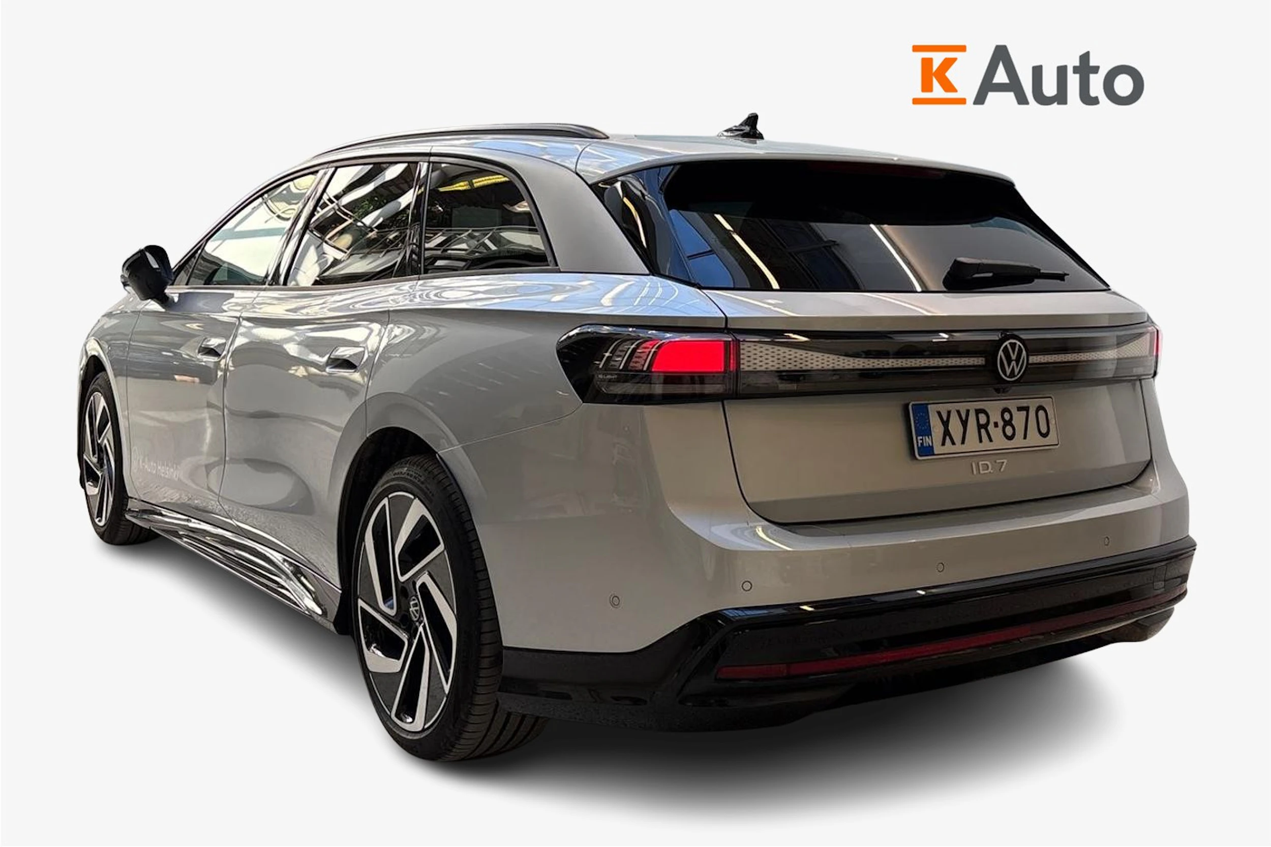 harmaa Volkswagen ID.7 2025 kuva 2.