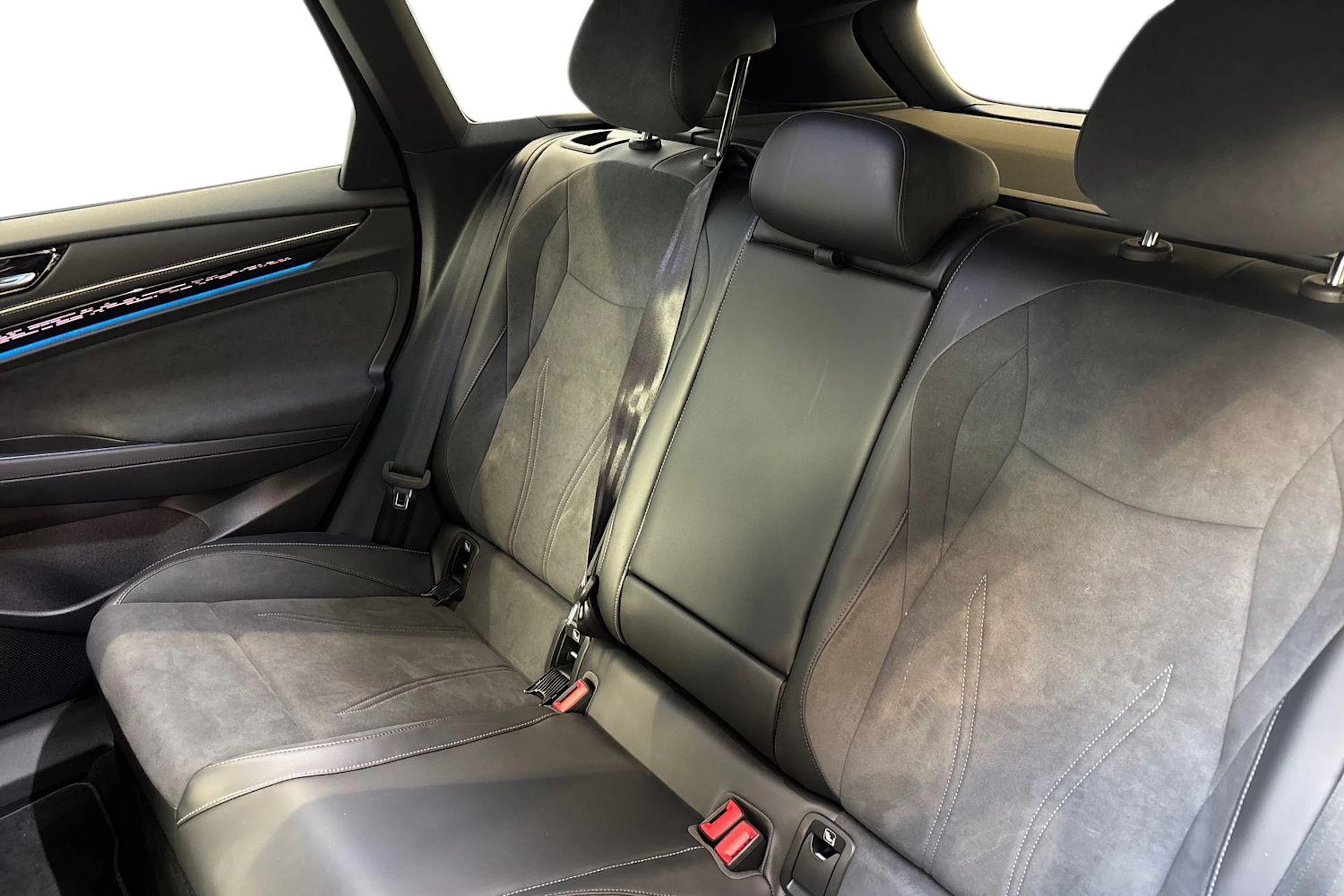 harmaa Volkswagen ID.7 2025 kuva 8.