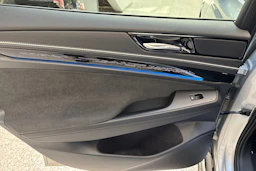 harmaa Volkswagen ID.7 2025 kuva 13.