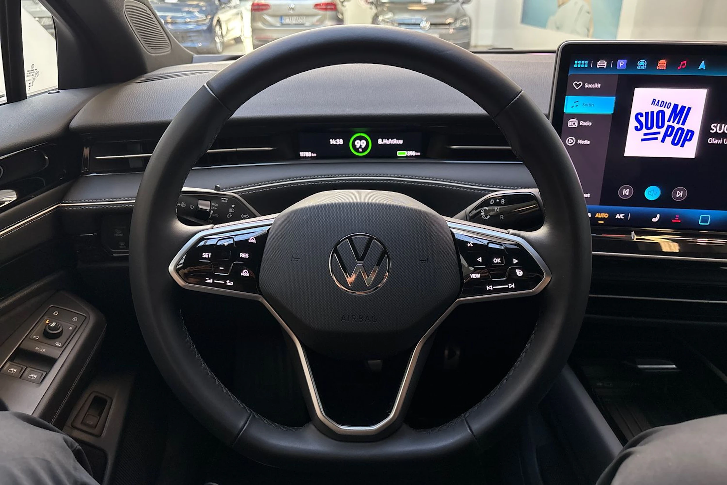 harmaa Volkswagen ID.7 2025 kuva 19.