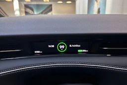 harmaa Volkswagen ID.7 2025 kuva 20.