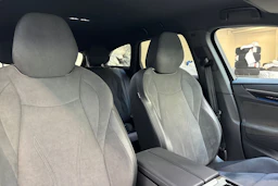 harmaa Volkswagen ID.7 2025 kuva 24.