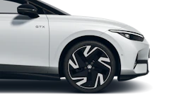 Glacier White -metalliväri Black -normaaliväri Volkswagen ID.7 Tourer 2026 kuva 9.