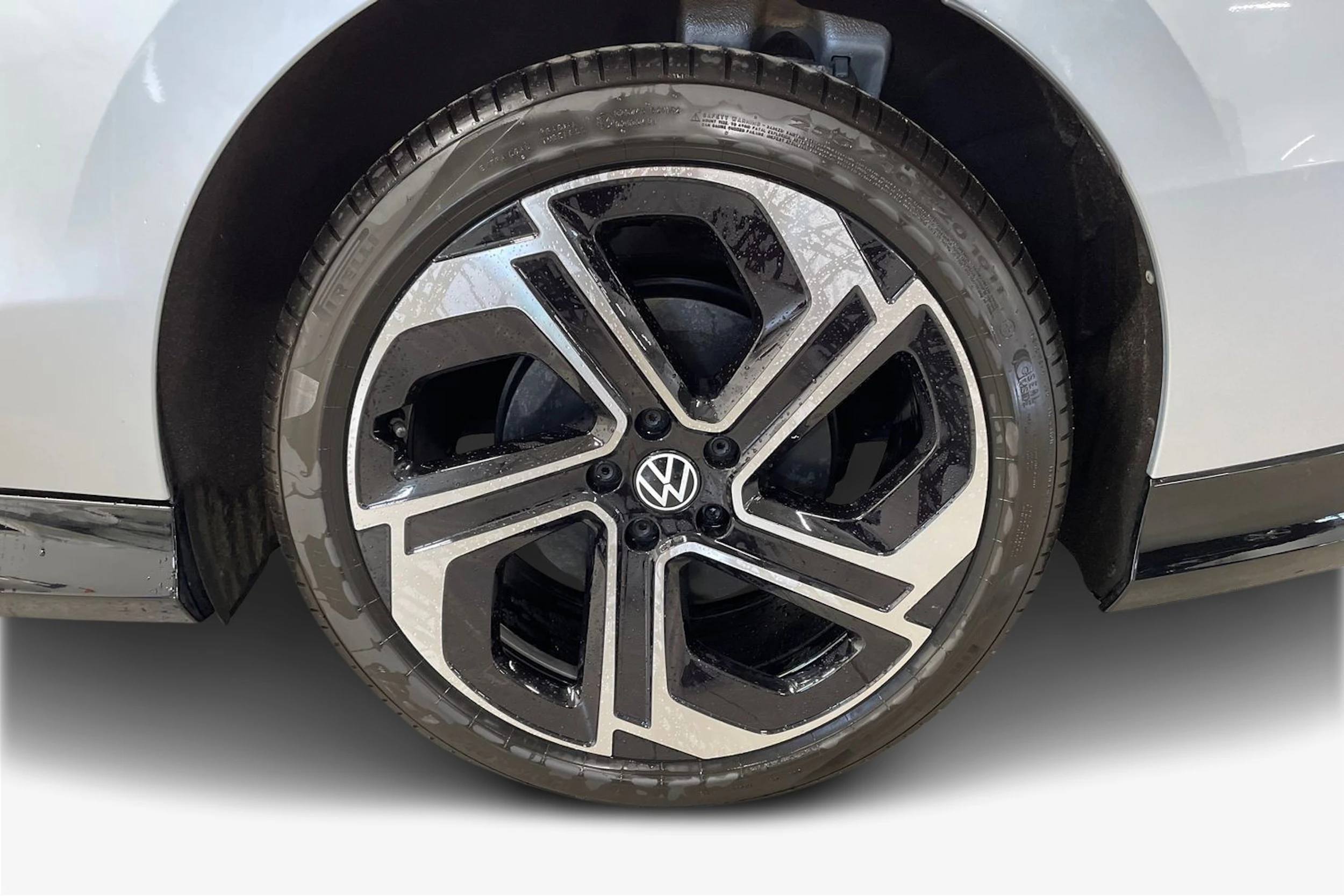 harmaa Volkswagen ID.7 2026 kuva 9.