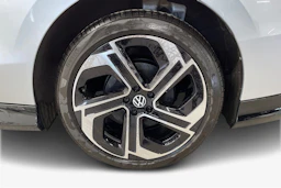 harmaa Volkswagen ID.7 2026 kuva 9.