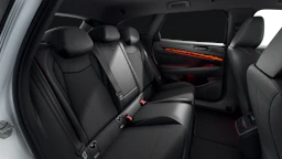 Glacier White -metalliväri Black -normaaliväri Volkswagen ID.7 Tourer 2027 kuva 13.
