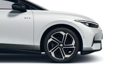 Glacier White -metalliväri Black -normaaliväri Volkswagen ID.7 Tourer 2027 kuva 9.