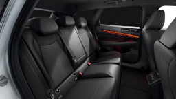 Glacier White -metalliväri Black -normaaliväri Volkswagen ID.7 Tourer 2027 kuva 13.
