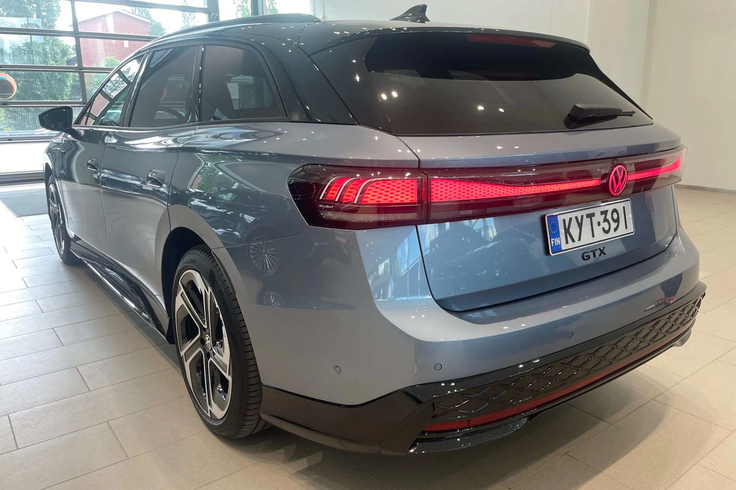sininen Volkswagen ID.7 2026 kuva 15.