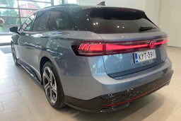 sininen Volkswagen ID.7 2026 kuva 15.