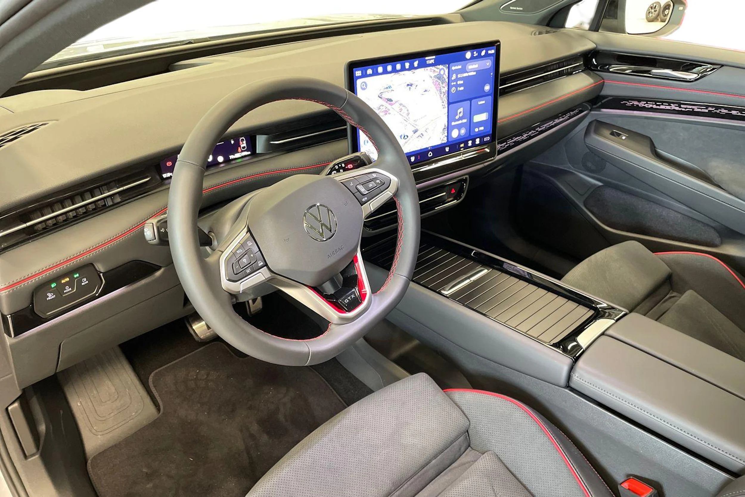 harmaa Volkswagen ID.7 Tourer 2027 kuva 6.