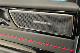 harmaa Volkswagen ID.7 Tourer 2027 kuva 13.