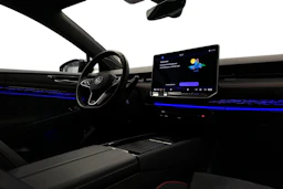 sininen Volkswagen ID.7 2025 kuva 7.