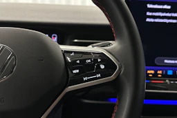 sininen Volkswagen ID.7 2025 kuva 12.