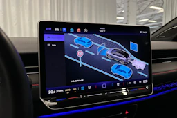 sininen Volkswagen ID.7 2025 kuva 19.