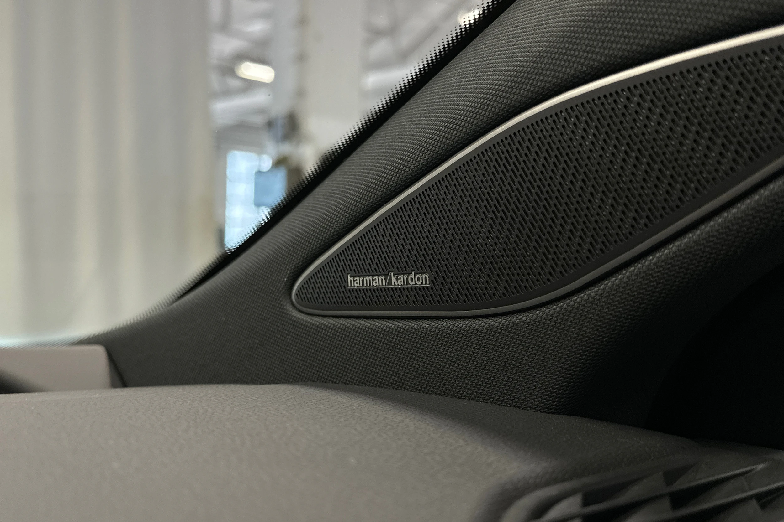 sininen Volkswagen ID.7 2025 kuva 24.