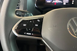 Valkoinen Volkswagen ID. Buzz Cargo 2023 kuva 18.