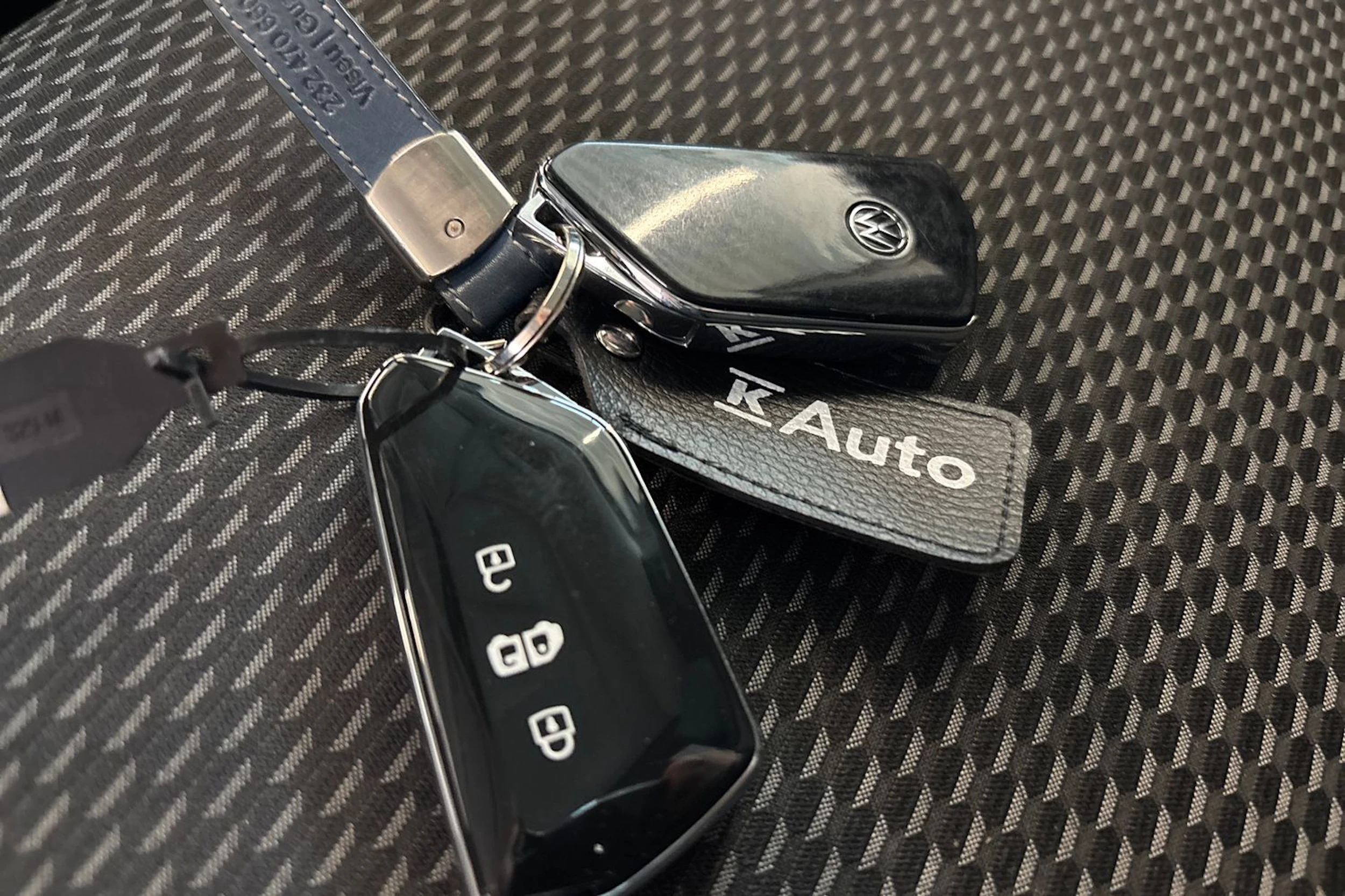 Valkoinen Volkswagen ID. Buzz Cargo 2023 kuva 21.