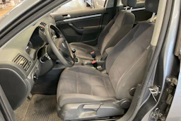 Harmaa Volkswagen JETTA 2006 kuva 16.