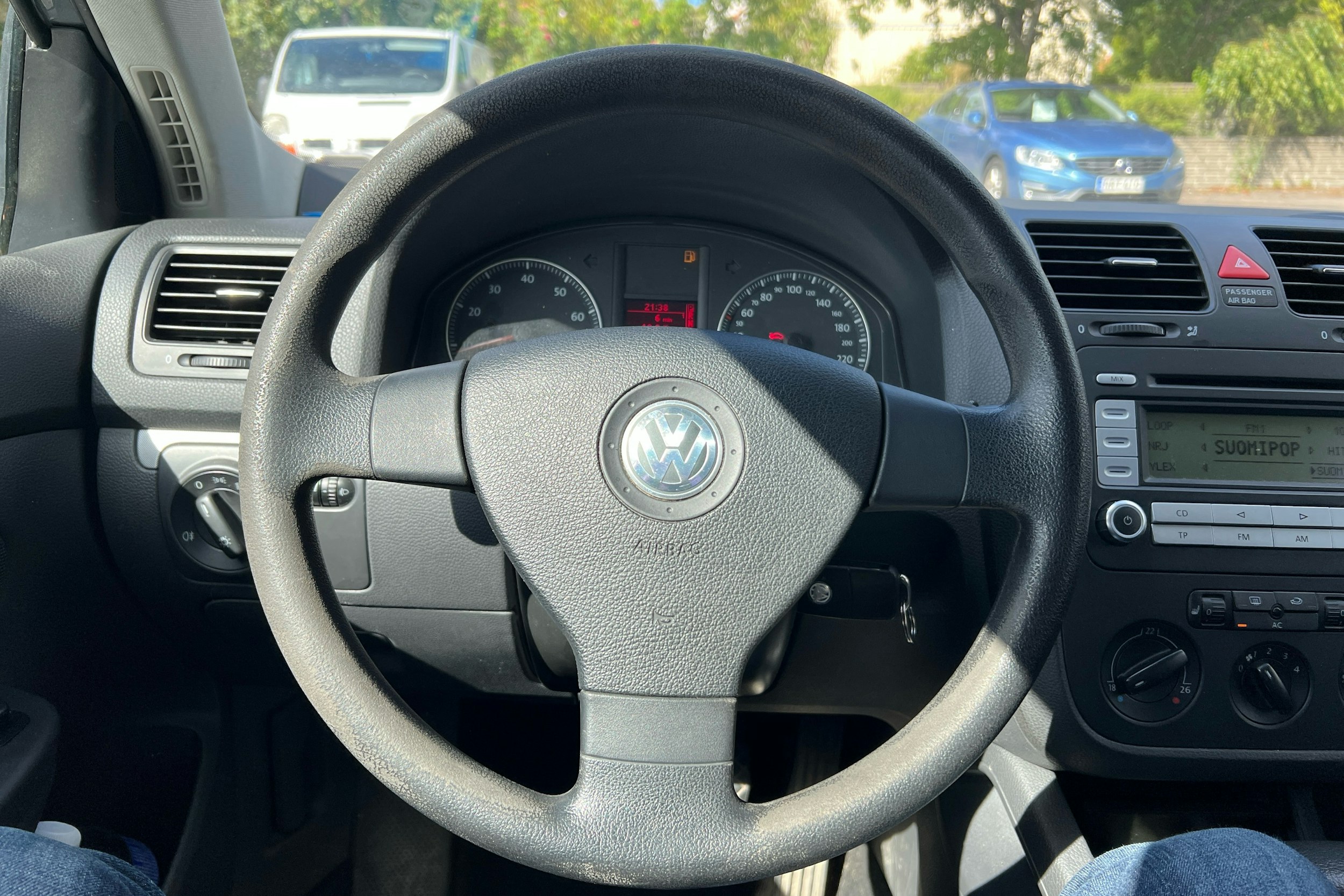 harmaa Volkswagen Jetta 2007 kuva 11.