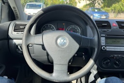 harmaa Volkswagen Jetta 2007 kuva 11.