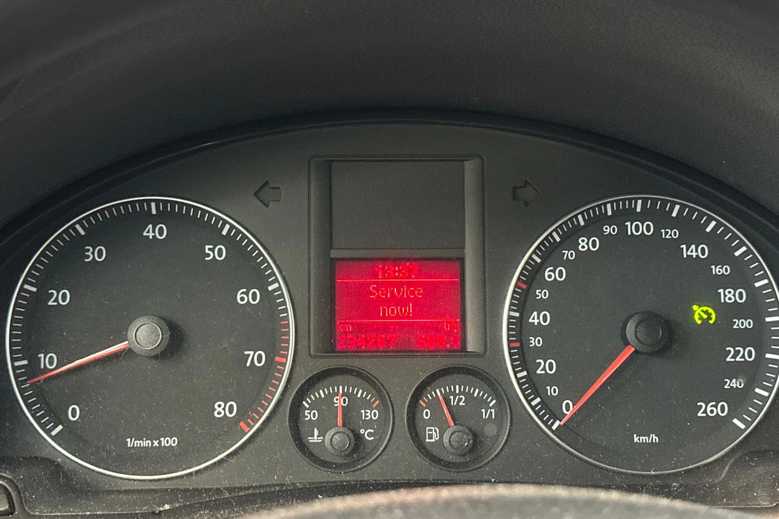 Punainen Volkswagen JETTA 2007 kuva 12.