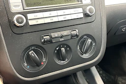 Punainen Volkswagen JETTA 2007 kuva 14.