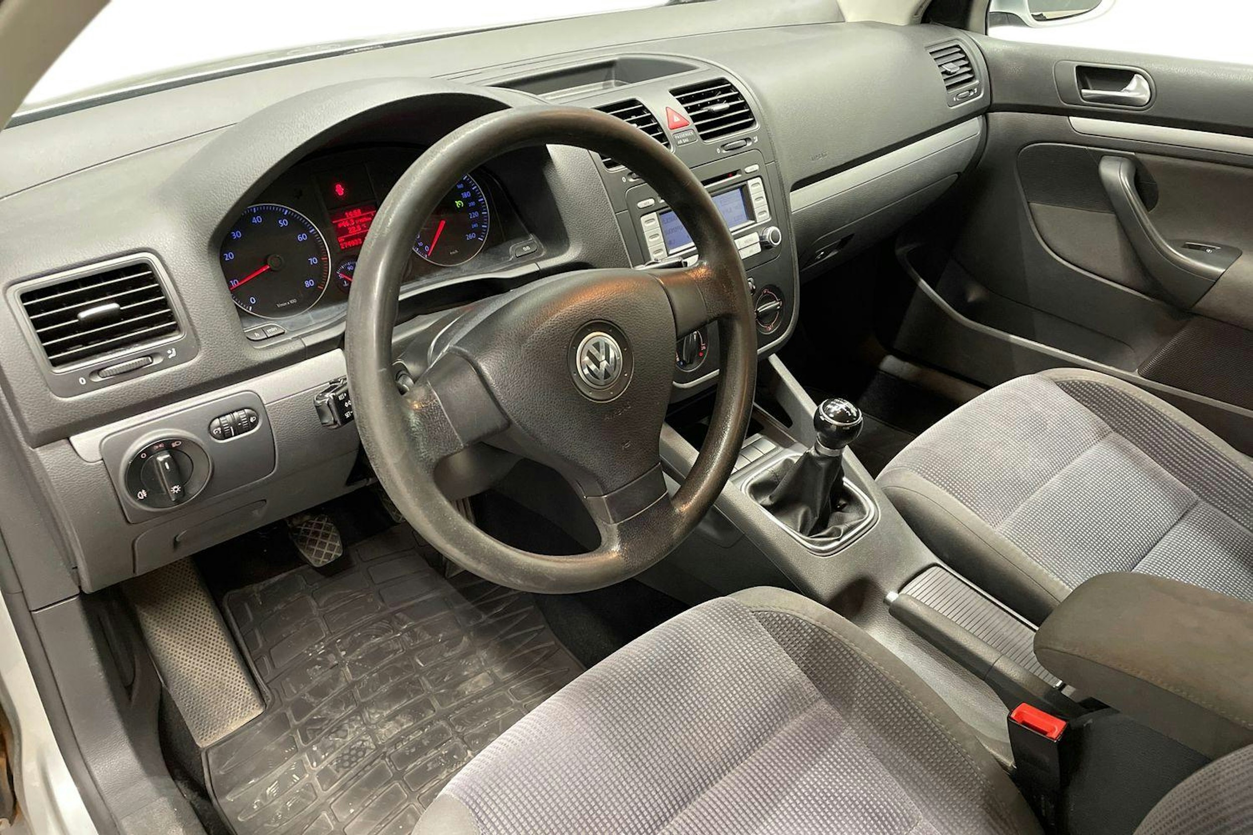 Harmaa Volkswagen JETTA 2007 kuva 7.
