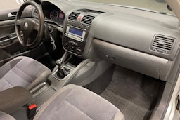 Harmaa Volkswagen JETTA 2007 kuva 21.