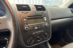 harmaa Volkswagen Jetta 2007 kuva 23.